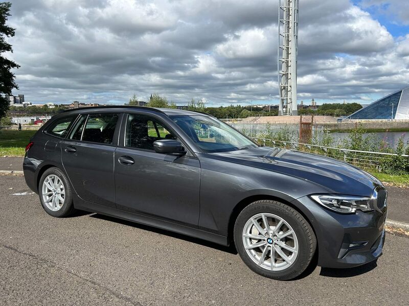 BMW 3 SERIES