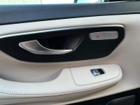 MERCEDES-BENZ V CLASS
