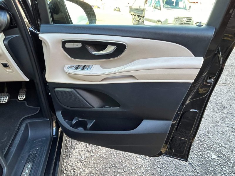 MERCEDES-BENZ V CLASS