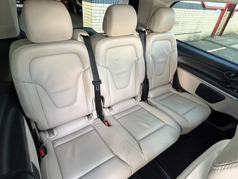 MERCEDES-BENZ V CLASS