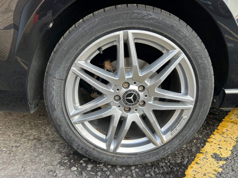 MERCEDES-BENZ V CLASS