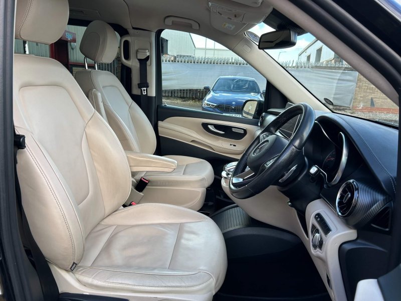 MERCEDES-BENZ V CLASS