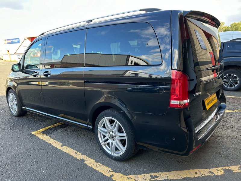 MERCEDES-BENZ V CLASS