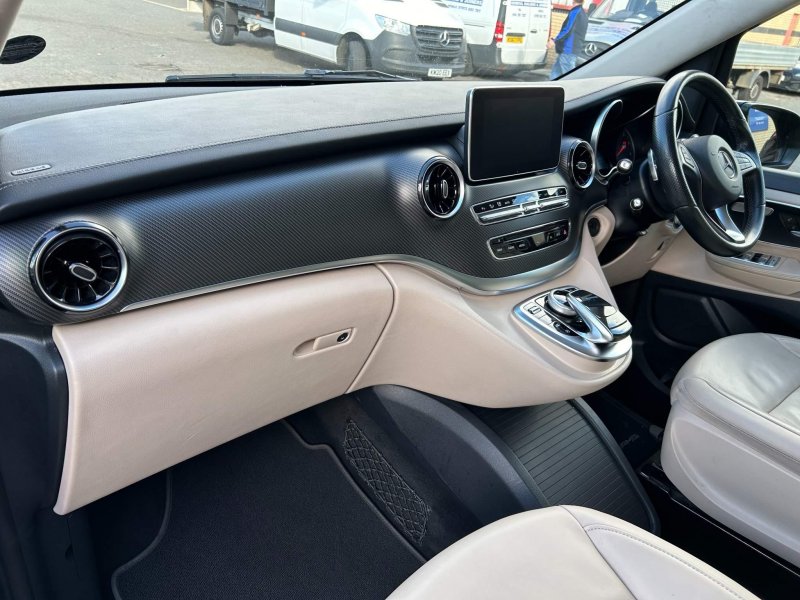 MERCEDES-BENZ V CLASS