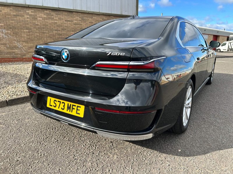 BMW 7 SERIES