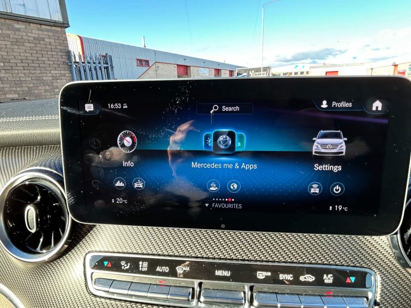 MERCEDES-BENZ V CLASS
