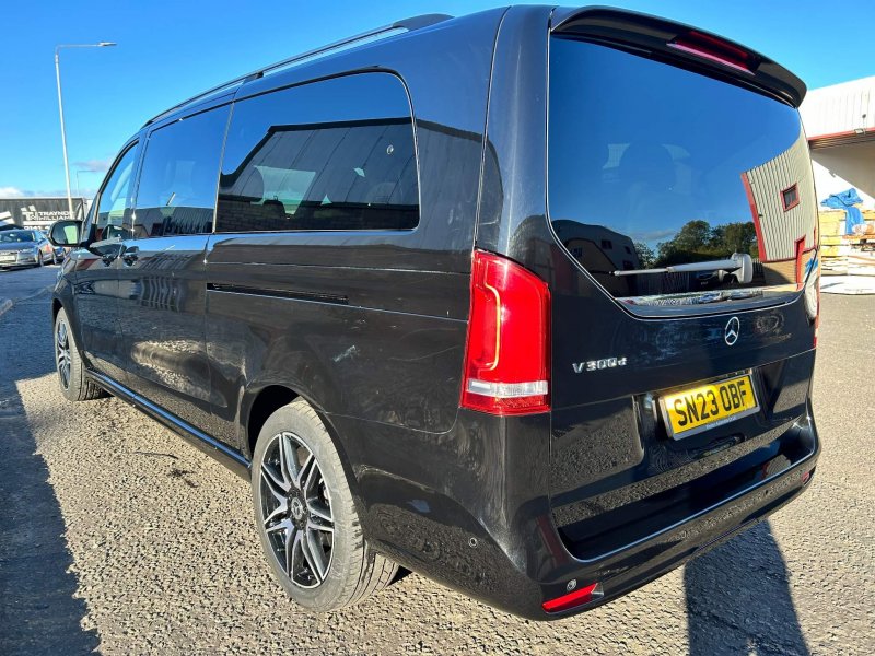 MERCEDES-BENZ V CLASS
