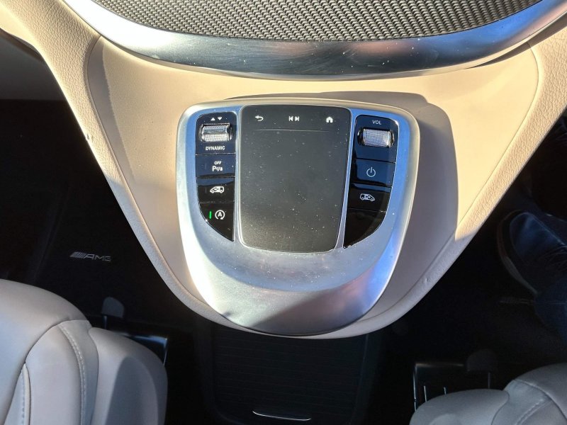 MERCEDES-BENZ V CLASS