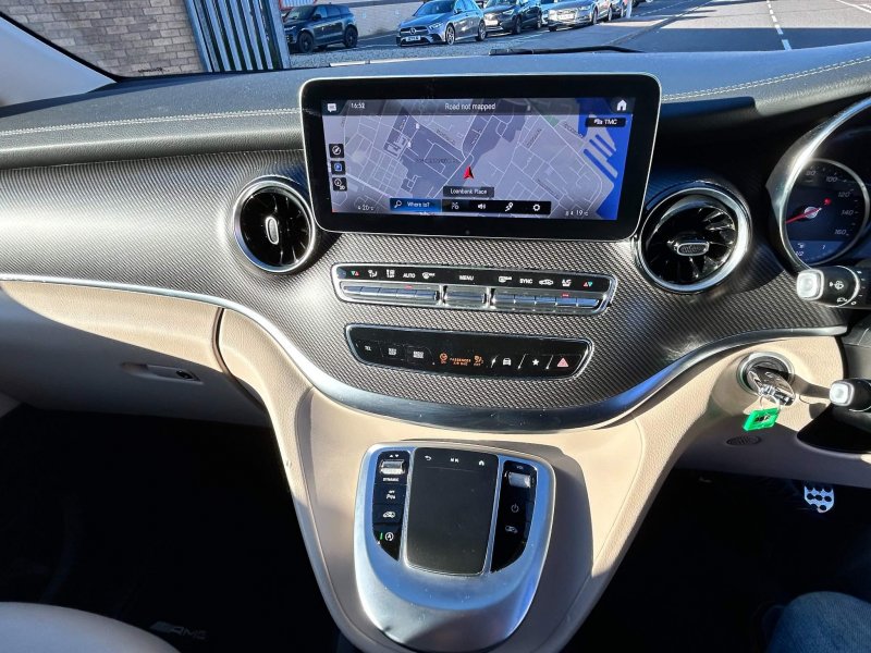 MERCEDES-BENZ V CLASS