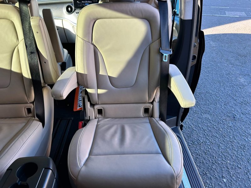 MERCEDES-BENZ V CLASS