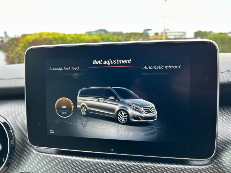 MERCEDES-BENZ V CLASS