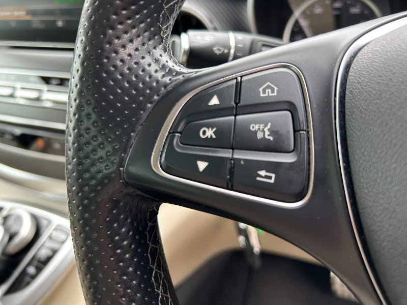 MERCEDES-BENZ V CLASS