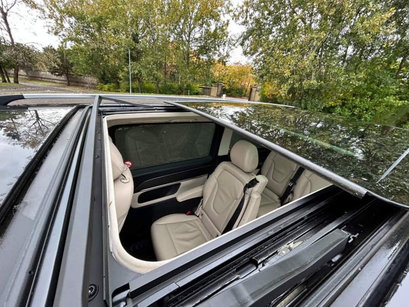 MERCEDES-BENZ V CLASS