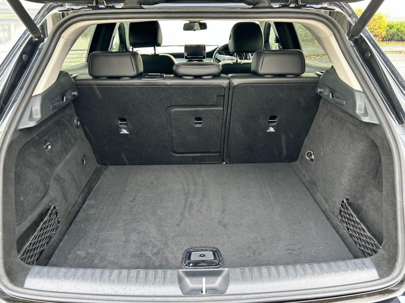 MERCEDES-BENZ GLA CLASS