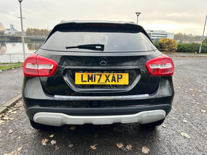 MERCEDES-BENZ GLA CLASS
