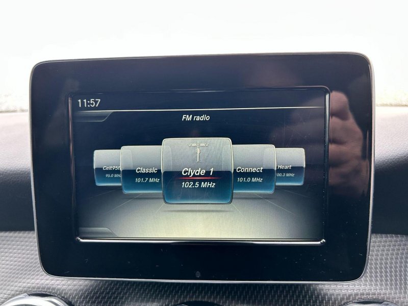MERCEDES-BENZ GLA CLASS