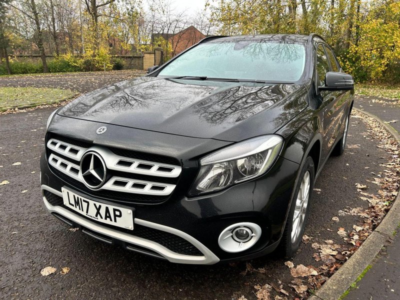 MERCEDES-BENZ GLA CLASS