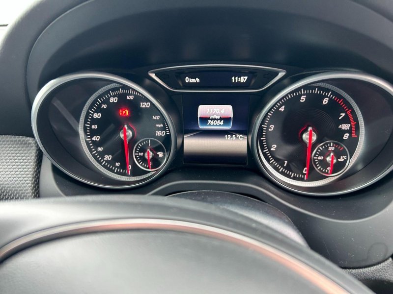 MERCEDES-BENZ GLA CLASS