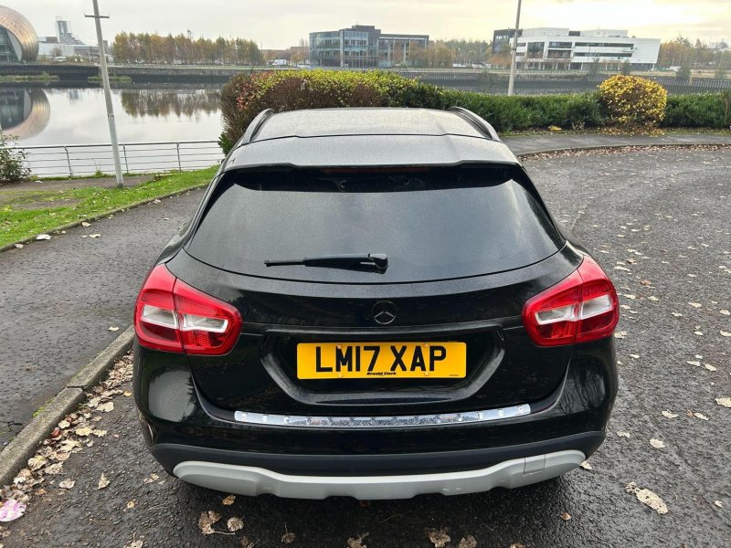 MERCEDES-BENZ GLA CLASS