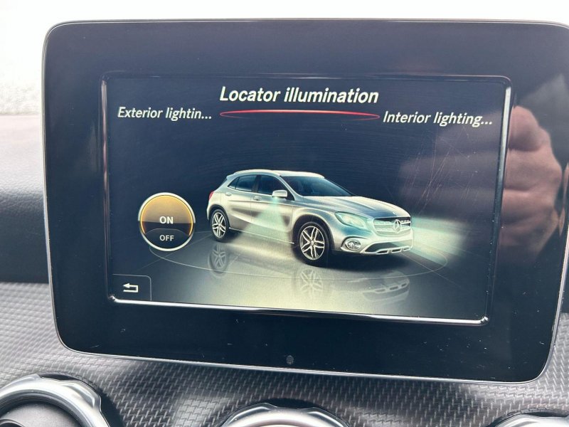 MERCEDES-BENZ GLA CLASS
