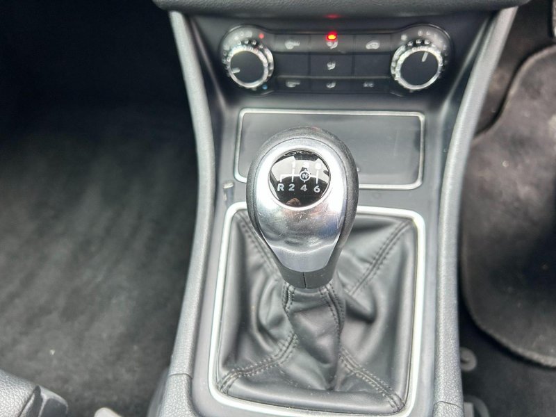 MERCEDES-BENZ GLA CLASS