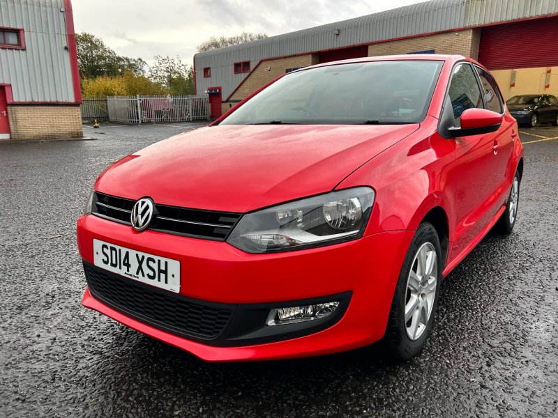 VOLKSWAGEN POLO