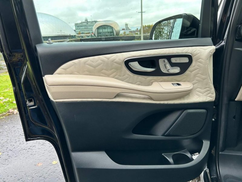 MERCEDES-BENZ V CLASS