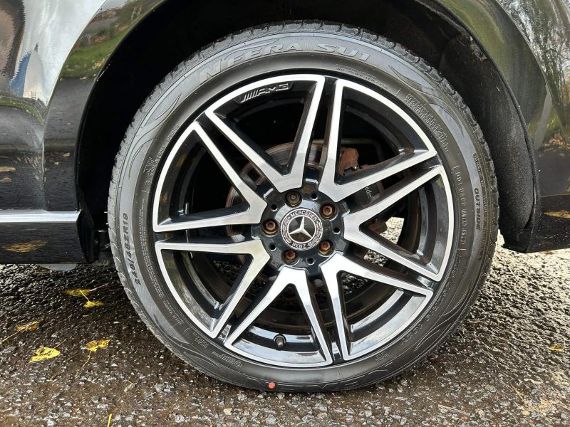 MERCEDES-BENZ V CLASS