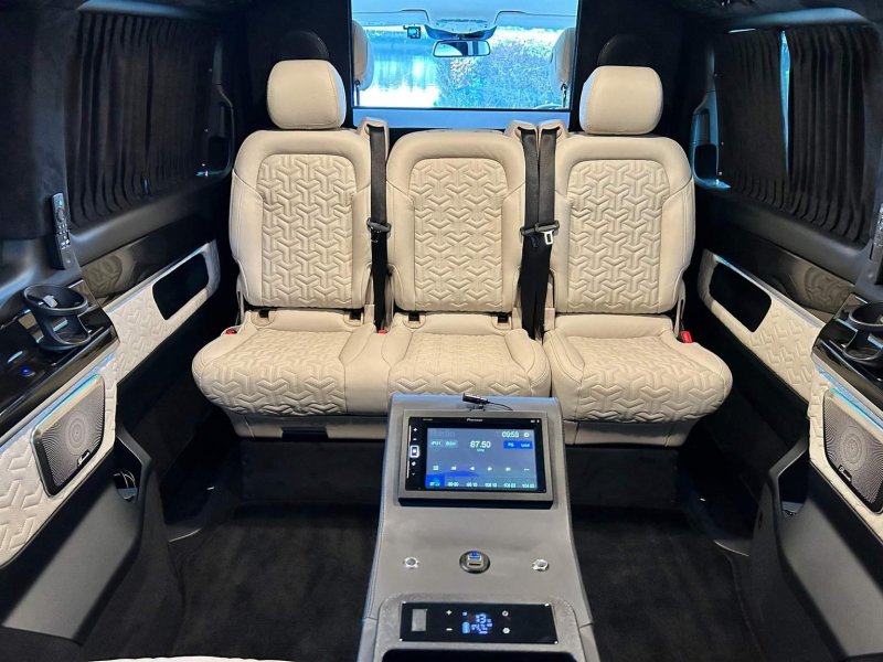MERCEDES-BENZ V CLASS