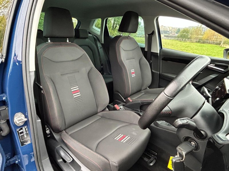SEAT IBIZA
