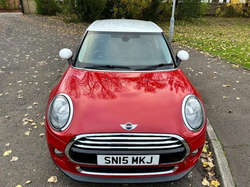 MINI HATCH