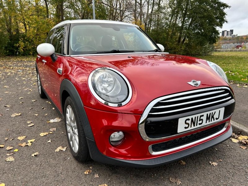MINI HATCH