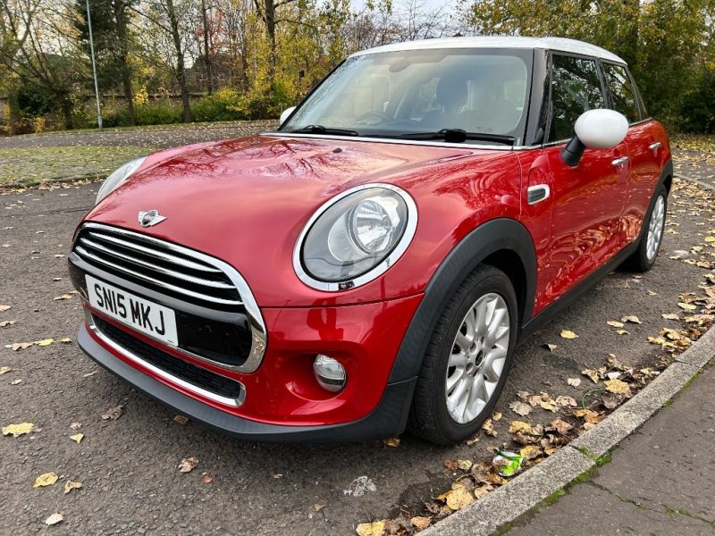 MINI HATCH