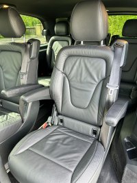 MERCEDES-BENZ EQV