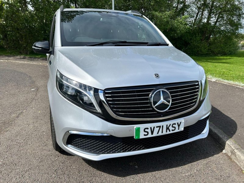 MERCEDES-BENZ EQV