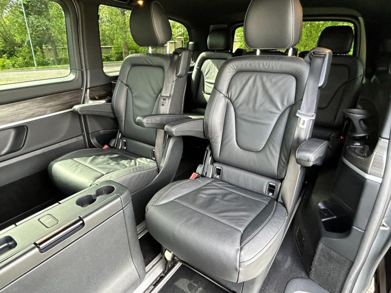 MERCEDES-BENZ EQV