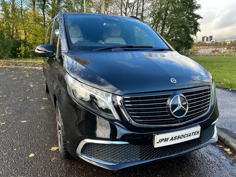 MERCEDES-BENZ EQV
