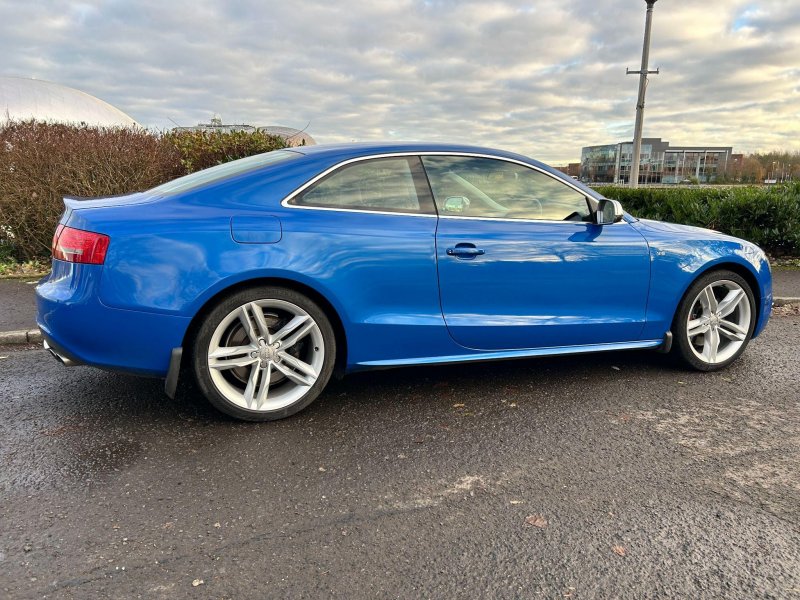 AUDI S5