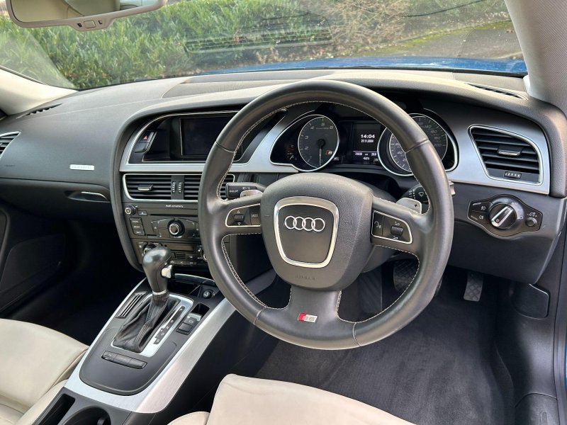 AUDI S5