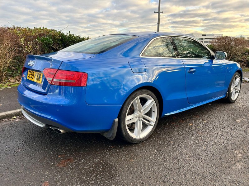 AUDI S5