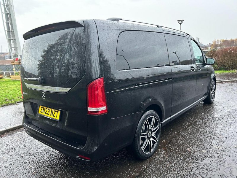 MERCEDES-BENZ V CLASS