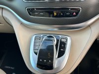 MERCEDES-BENZ V CLASS
