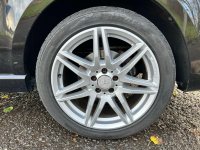 MERCEDES-BENZ V CLASS