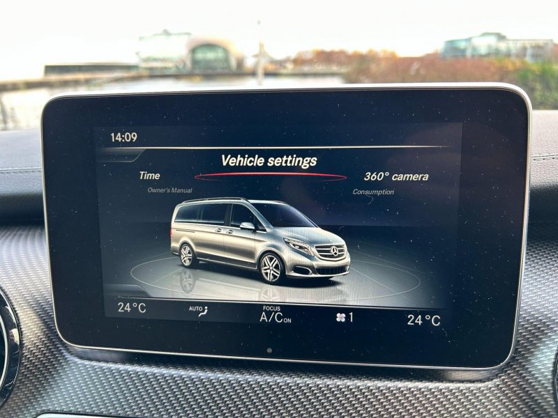 MERCEDES-BENZ V CLASS