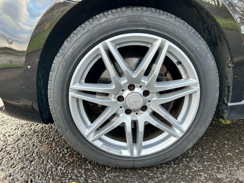 MERCEDES-BENZ V CLASS