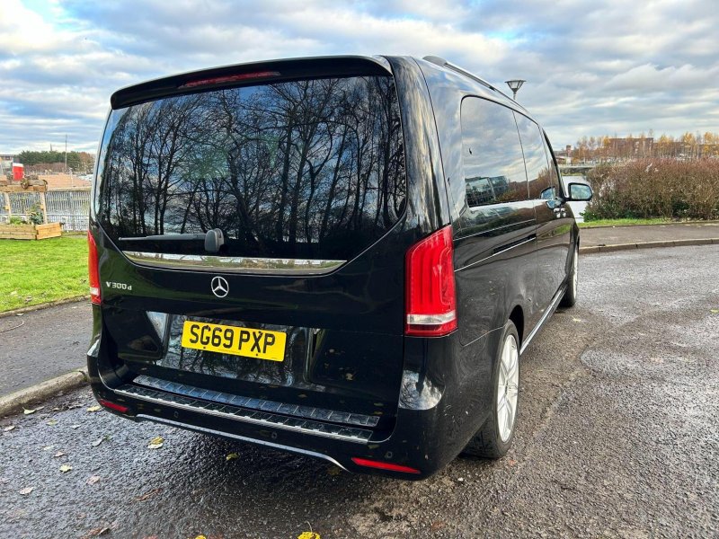 MERCEDES-BENZ V CLASS