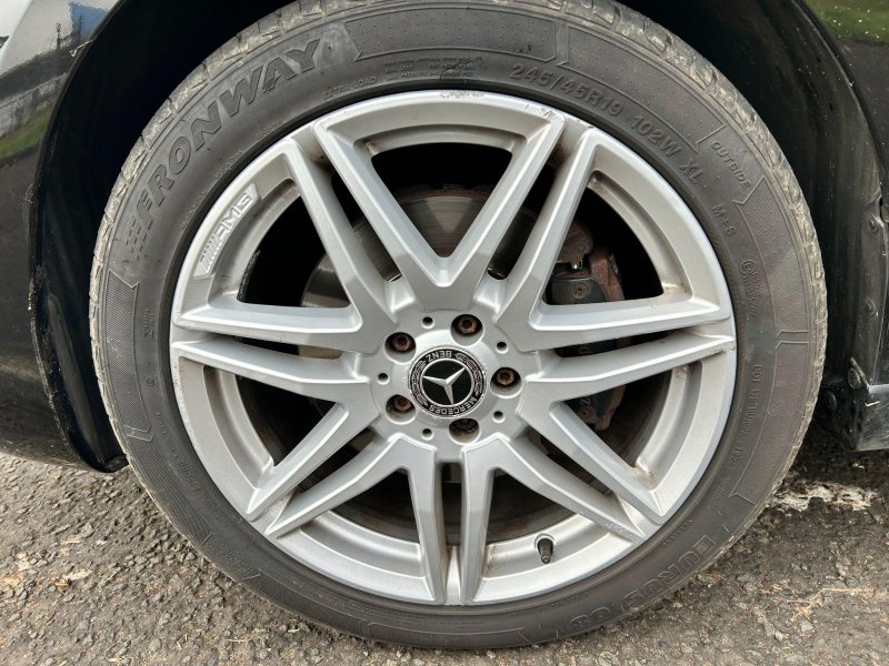 MERCEDES-BENZ V CLASS