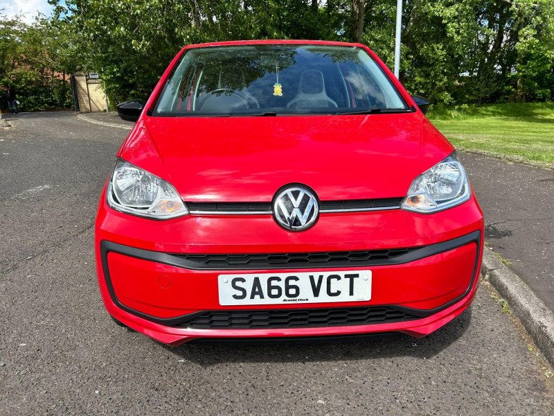 VOLKSWAGEN UP