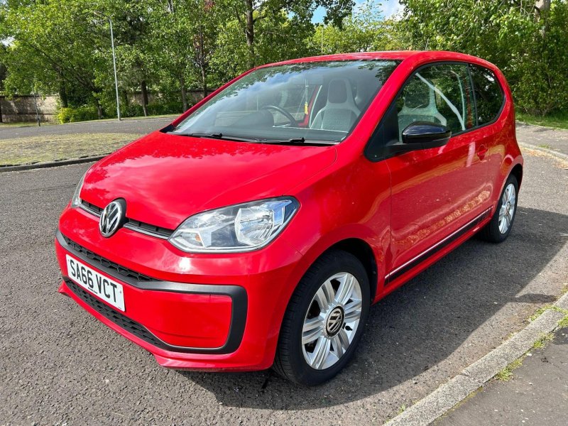 VOLKSWAGEN UP