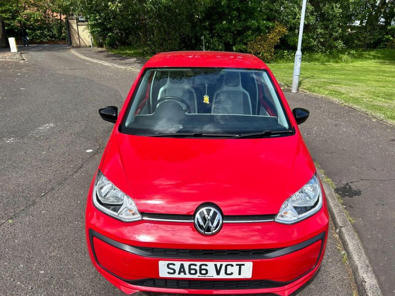VOLKSWAGEN UP